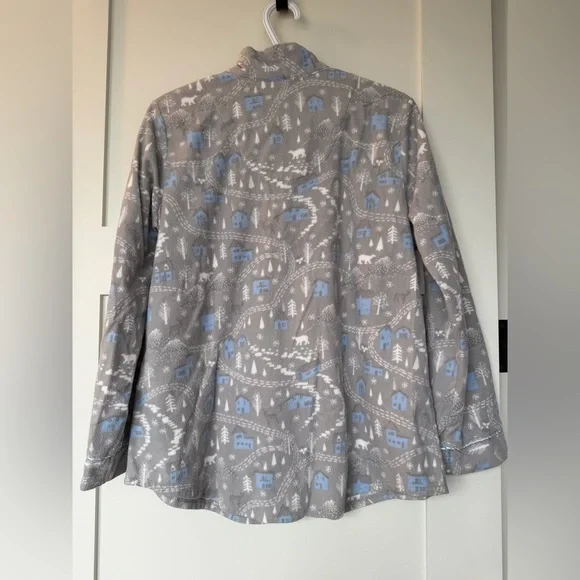 Holiday Patterned Pajamas Set - Picture 4 of 9